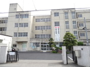 新町中学校