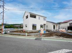 ◆1号棟
◆土地：199.47平米◆建物：102.06平米