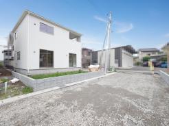 【1号棟】
◆土地／179.45平米◆建物／100.44平米