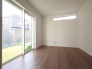 １F　洋室5.2帖