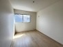 ２F　洋室5.7帖