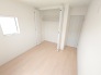 洋室5.2帖　収納付き
