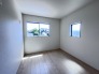 ２F　洋室5.2帖