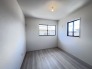 ２F　洋室5.2帖