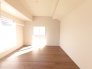 ２F洋室8帖