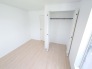 ２F　洋室6.2帖　収納付き