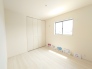 ２F　洋室5.2帖