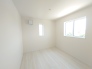 ２F　洋室5.2帖
