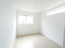 ２F　洋室5.2帖