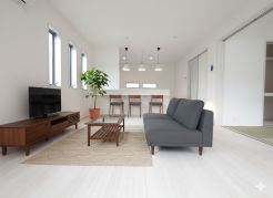 家具家電などは、イメージ合成画像です。現地には設置されておりません。