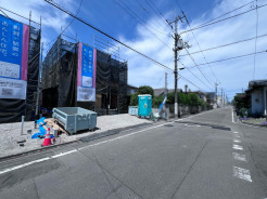 【1号棟】
◆土地/165.89平米◆建物/98.82平米