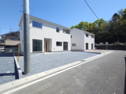 【2号棟】
◆土地/189.89平米◆建物/98.01平米