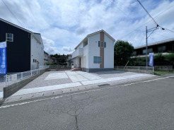 【1号棟】
◆土地/238.29平米◆建物/111.37平米
