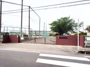 賀美小学校