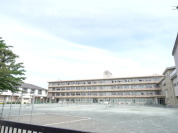 塚沢中学校
